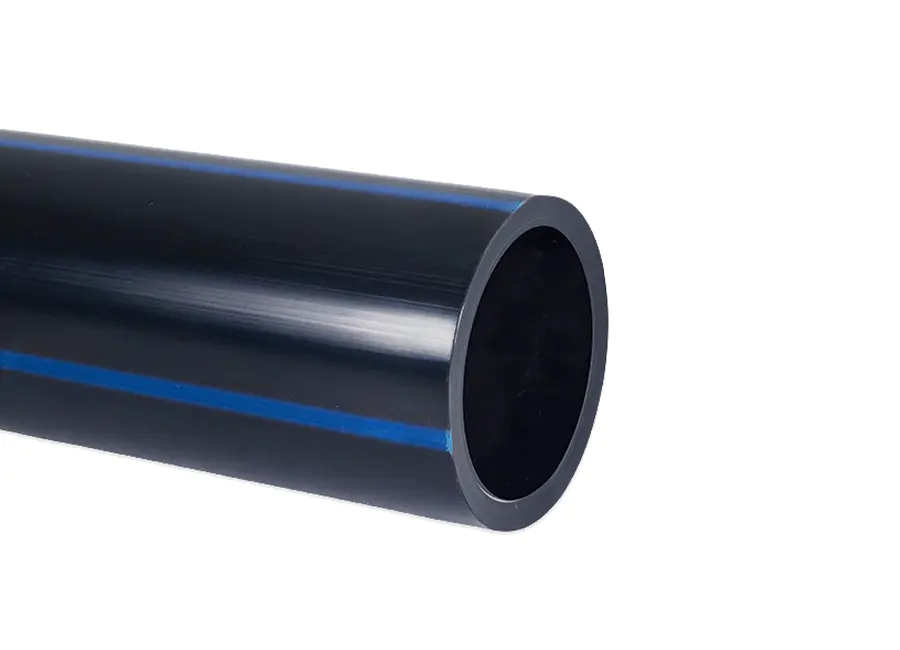 Quais são os desafios na soldagem ou fusão de tubos HDPE e como eles são superados para garantir uma conexão segura?